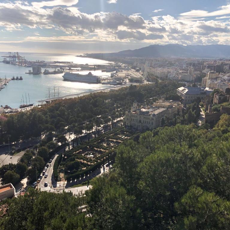Malaga Centre Apartment with Parking - Apartamento de 2 dormitorios - 29