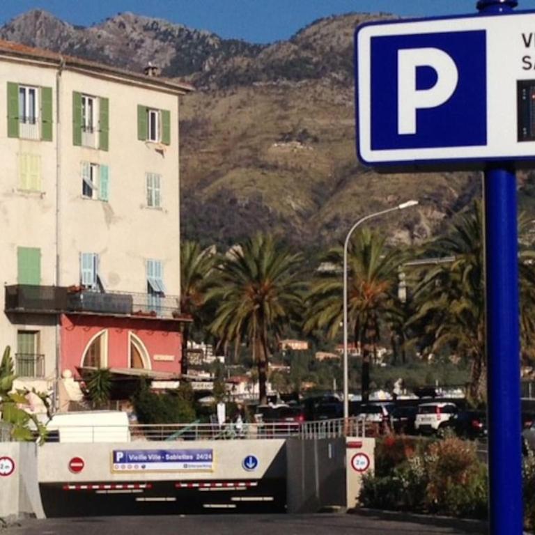 Welcome in the cozy blue nest pedestrian Menton - Studio - 30