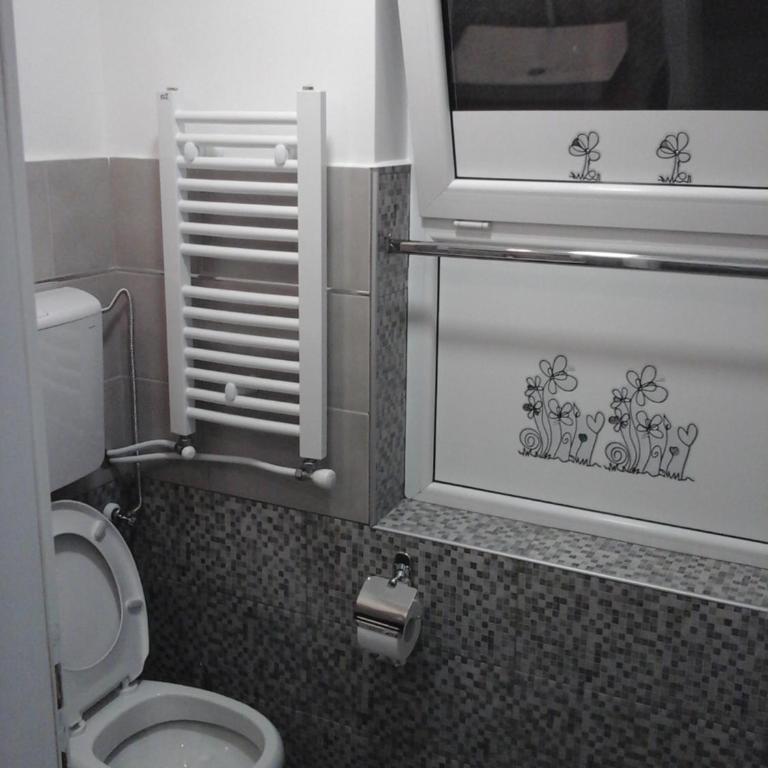 Apartmani Pause - Economy Trokrevetna Soba - 18