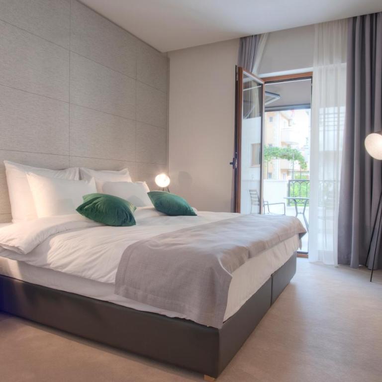 Hotel Vela - Superior Dvokrevetna Soba sa Bračnim Krevetom/Zasebnim Krevetima - 7