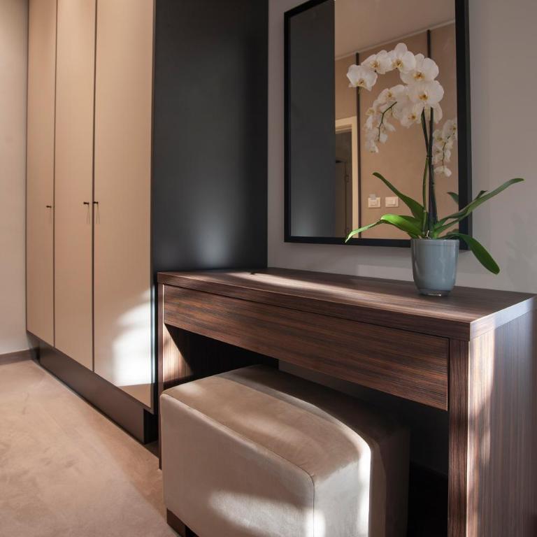 Hotel Vela - Superior Dvokrevetna Soba sa Bračnim Krevetom/Zasebnim Krevetima - 3