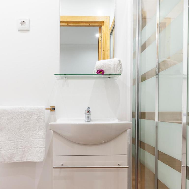 CASA DE LA LUZ -Elegante Casco Antiguo 5-Hab - Habitación Doble con baño privado - 7
