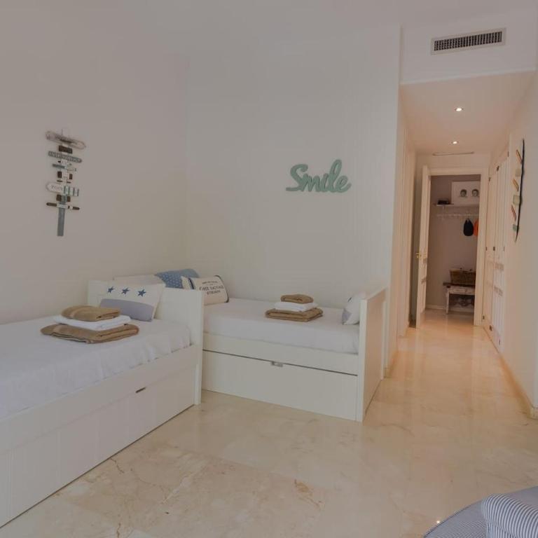 Superb Front Line Location with Heated Pool - Apartamento de 3 dormitorios - 25