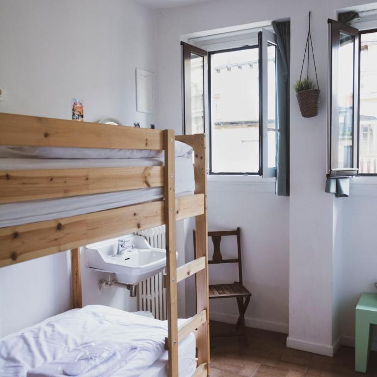 A Room In The City Hostel - Habitación Doble (litera) con baño compartido - 6