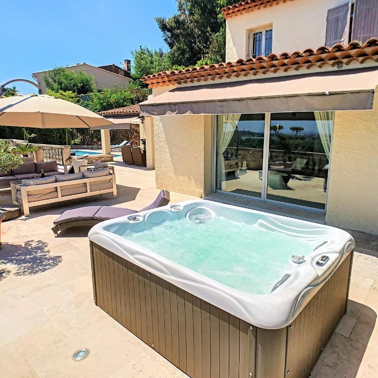 3 Bedrooms Villa near Cannes - Pool & Jacuzzi - Sea View - Villa 3 Chambres (6 Adultes) - 23