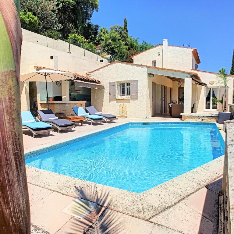 3 Bedrooms Villa near Cannes - Pool & Jacuzzi - Sea View - Villa 3 Chambres (6 Adultes) - 4