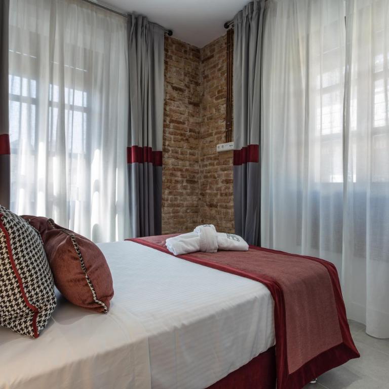 BiBo Suites Plaza Nueva - Superior Two-Bedroom Apartment - 3