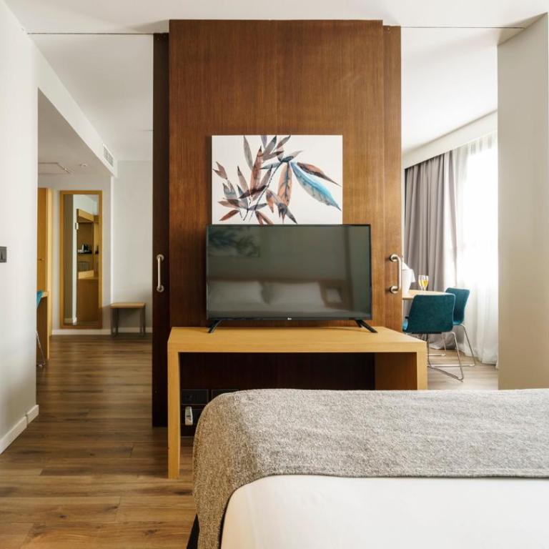 Ilunion Valencia 4 - Superior Double Room - 3