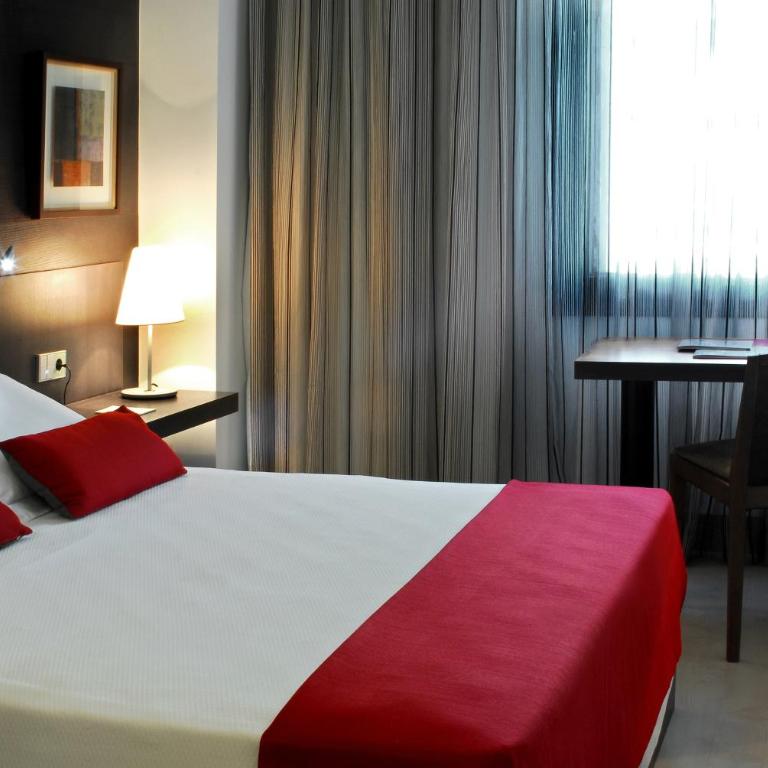 Grupotel Gran Via 678 - Standard Double Room - 2