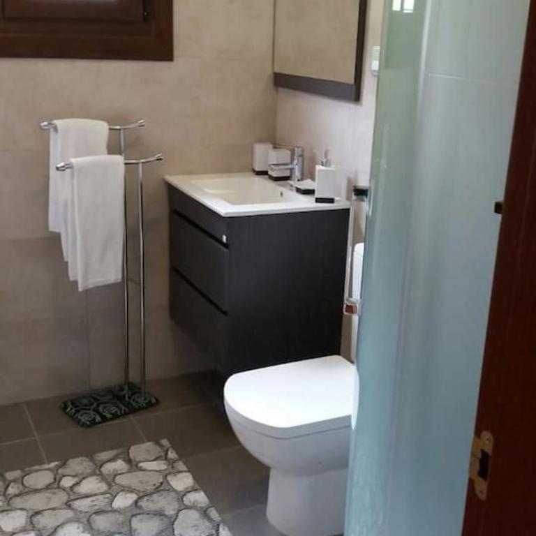 Casa Medrana - Two-Bedroom House - 13