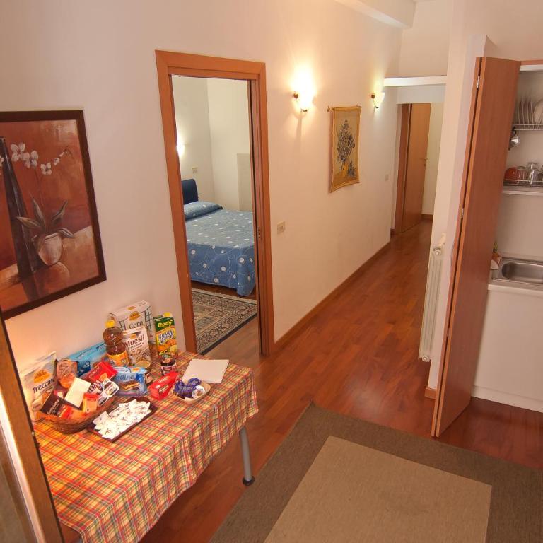 Aida Trevi Fountain Rome - Two-Bedroom Apartment - 3