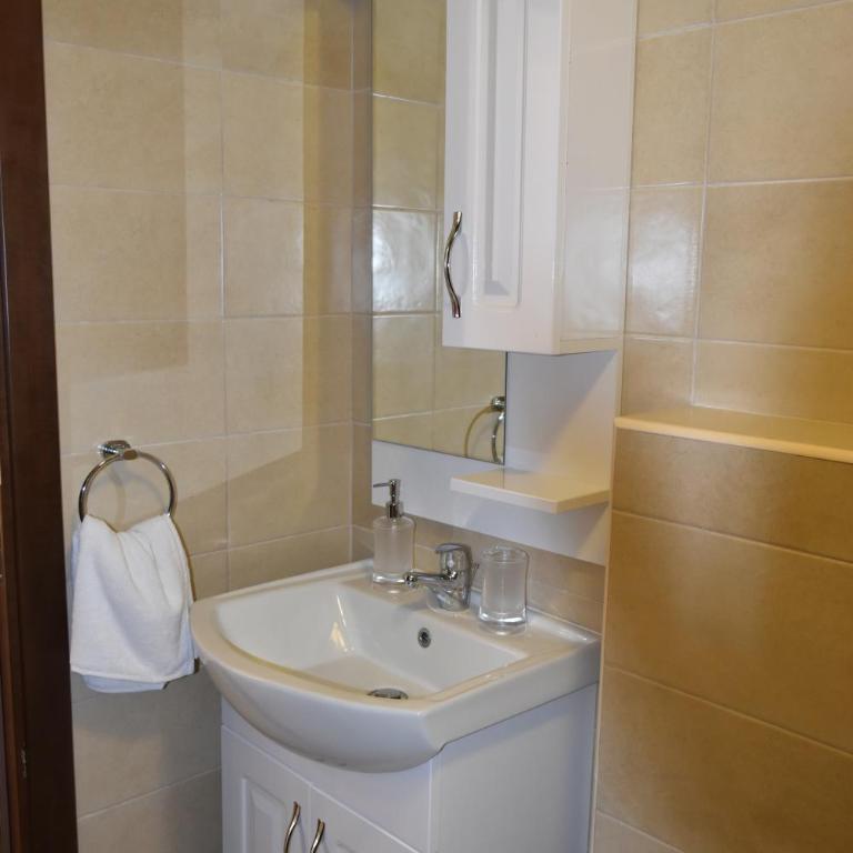 Apartments Sea View - Two-Bedroom Apartment - 8