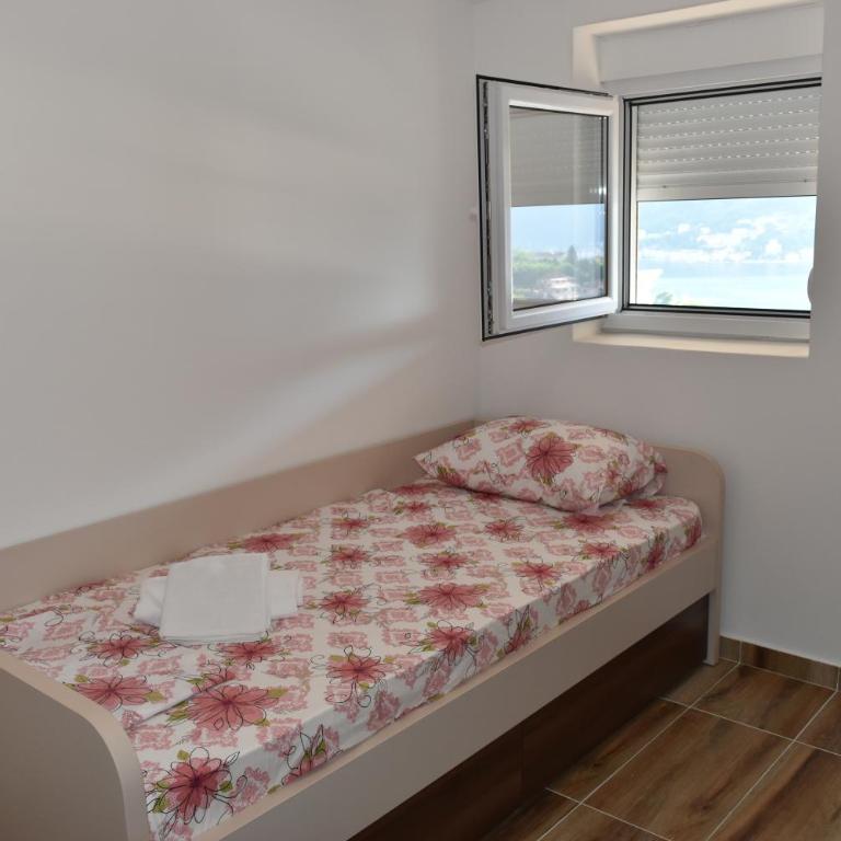 Apartments Sea View - Two-Bedroom Apartment - 27