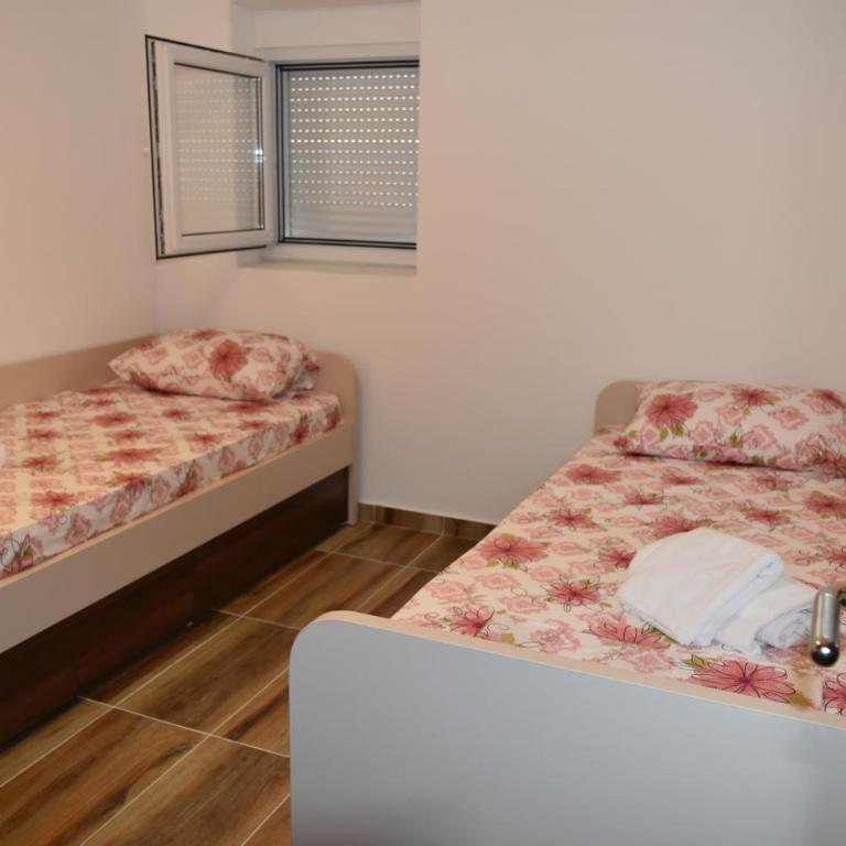 Apartments Sea View - Two-Bedroom Apartment - 28