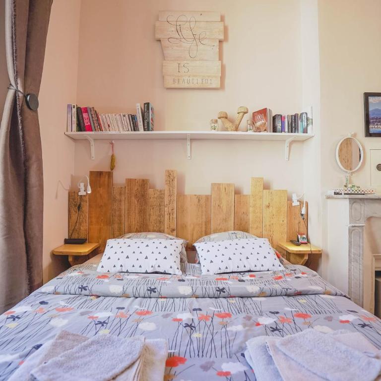 La Maïoun Guesthouse - Chambre Privée avec Salle de Bains Privative Séparée et Toilettes Communes - 4
