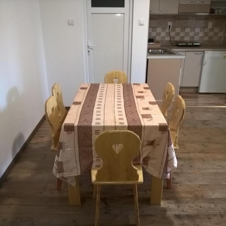Apartmani Mimi - Apartman sa 1 Spavaćom Sobom - 4