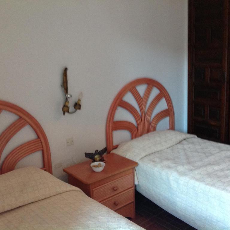 Apartament Turístic Alhambra - Three-Bedroom Apartment - 9