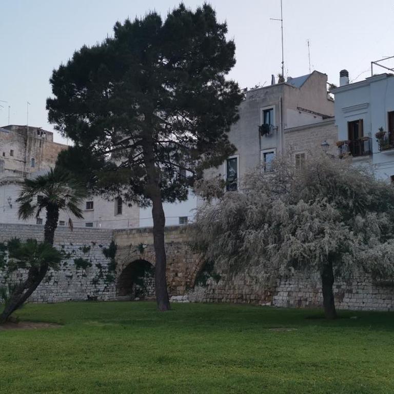 Dimora Castello Bari Vecchia Appartamento 1 camera 4 posti - Casa Vacanze - 35