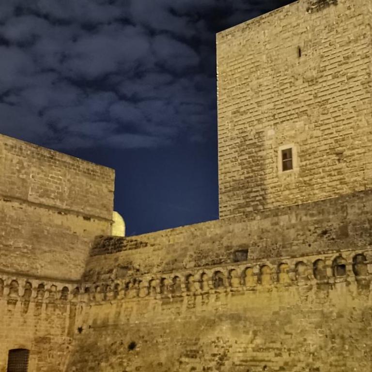 Dimora Castello Bari Vecchia Appartamento 1 camera 4 posti - Casa Vacanze - 31