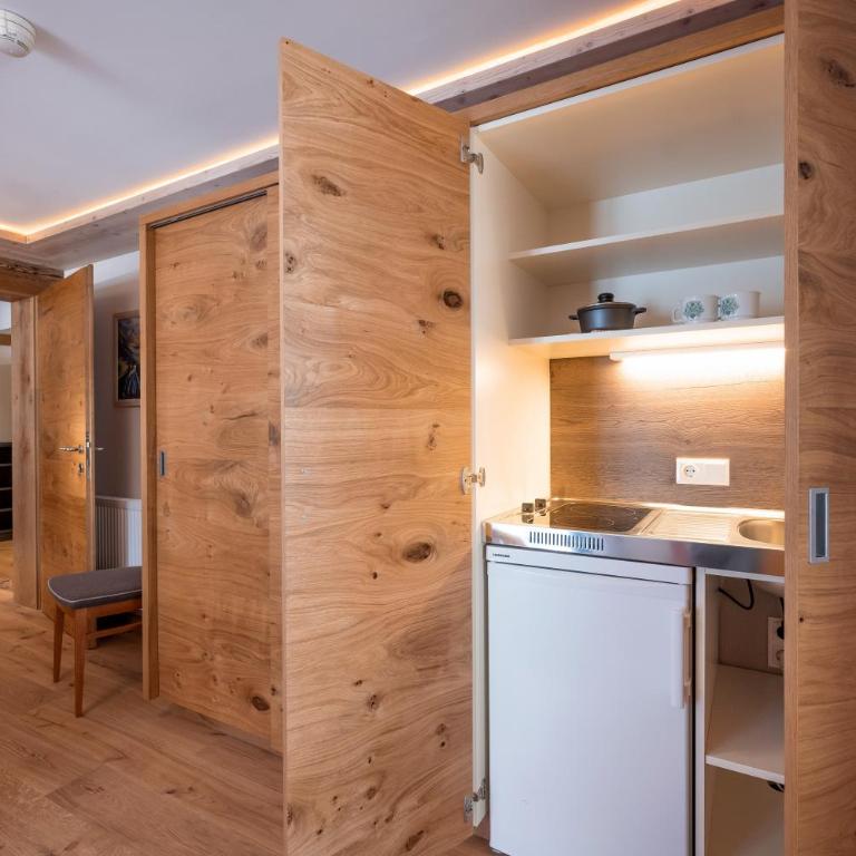 Hotel Viktoria & Landhaus Joggl - Junior Suite - 3