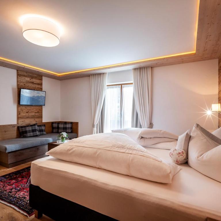 Hotel Viktoria & Landhaus Joggl - Junior Suite - 6