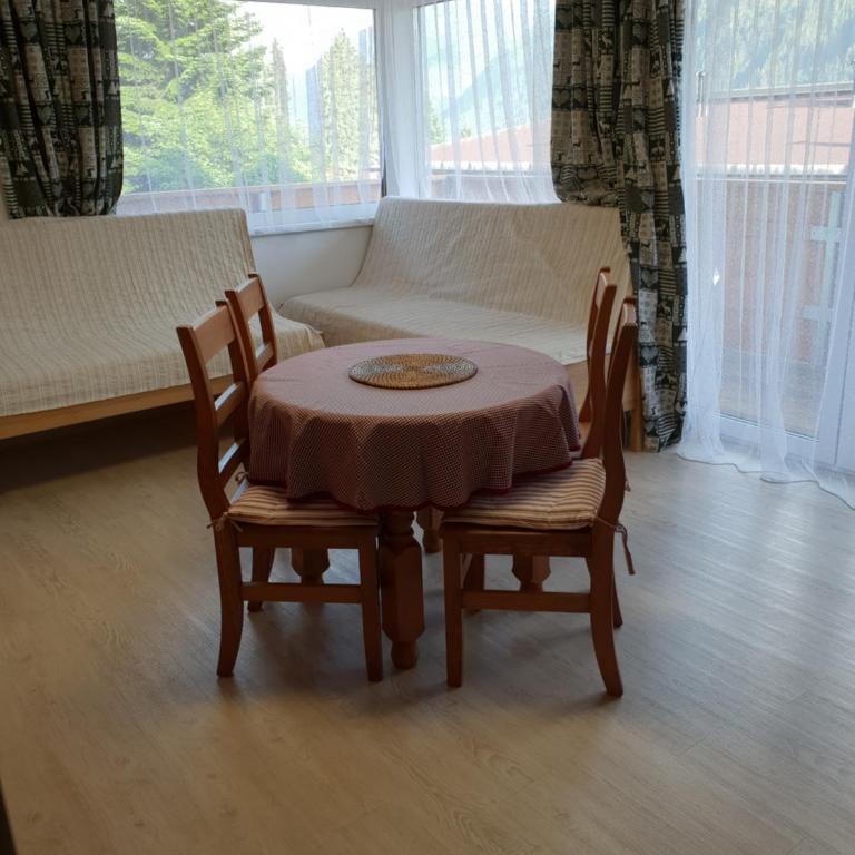 Amalia Haus - Two-Bedroom Apartment - 3
