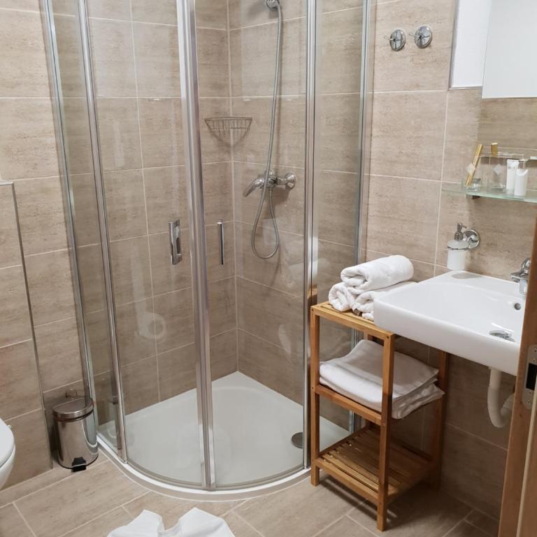 Amalia Haus - Two-Bedroom Apartment - 8