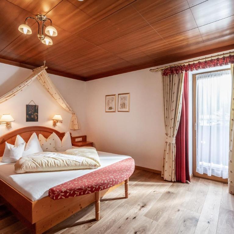 Hotel Viktoria & Landhaus Joggl - Standard Familienzimmer - 5