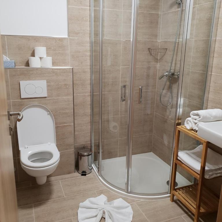 Amalia Haus - Two-Bedroom Apartment - 9