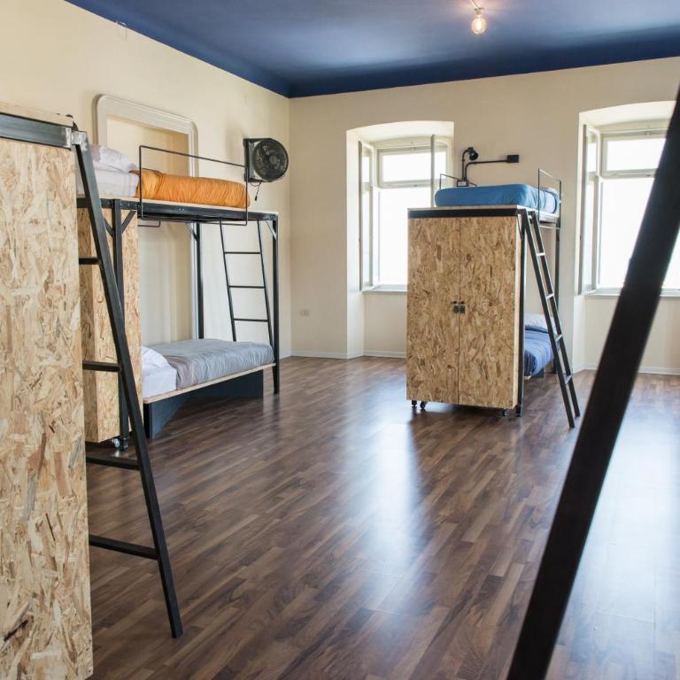 ControVento - Posto Letto in Dormitorio Misto con 10 Letti - 18
