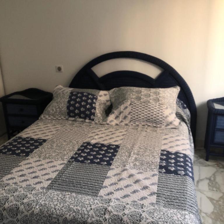 T2 DE 40 M2 EN REZ DE JARDIN Avec parking CARNON PLAGE - Appartement 1 Chambre - 1