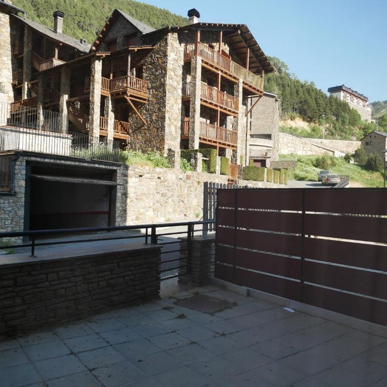 AC Apartaments Cabirol Incles - Apartamento con terraza - 9