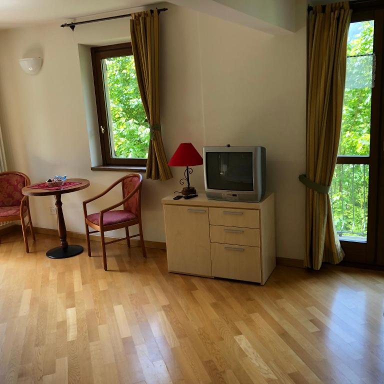 R.T.A. Hotel Monte Rosa - Two-Bedroom Apartment - 9