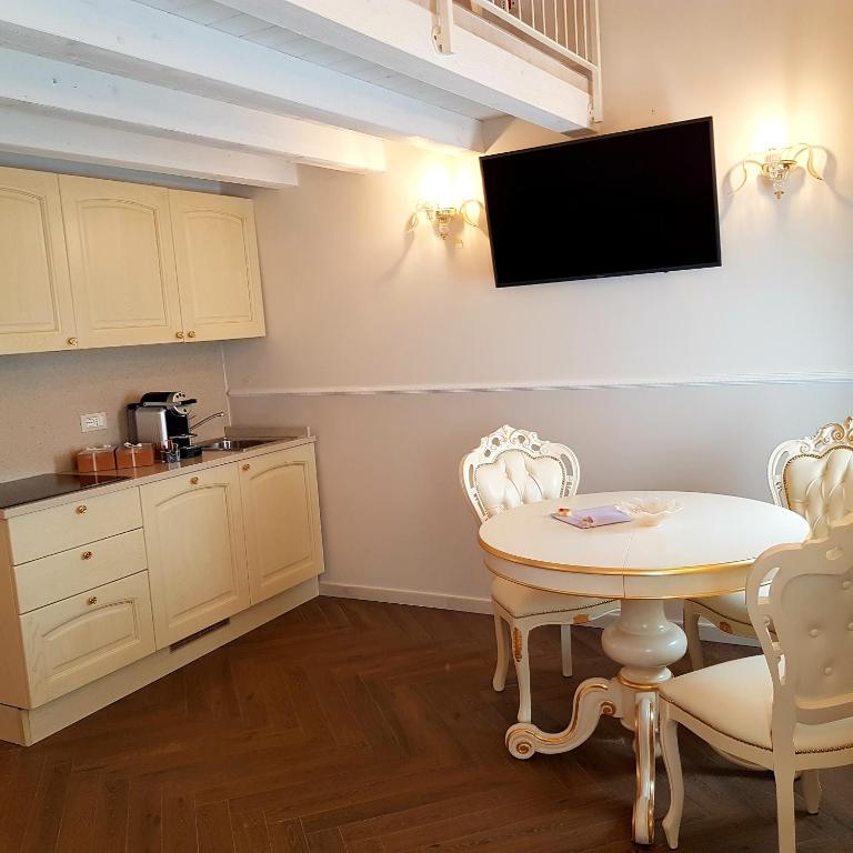 Ca' Vittoria Boutique House ApartSuite Chioggia - Suite Duplex - 22