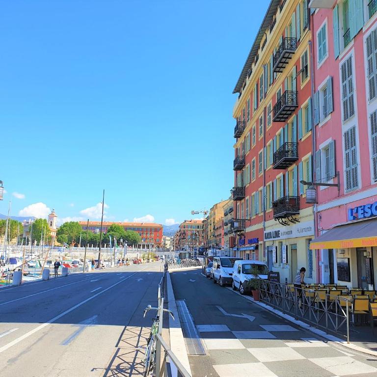 LE 43 NICE PORT - Appartement - 21