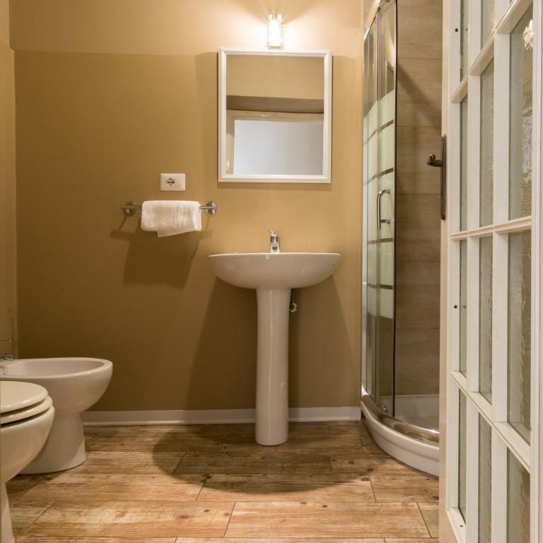 BluLassù City Center Rooms - Deluxe Double or Twin Room - 17