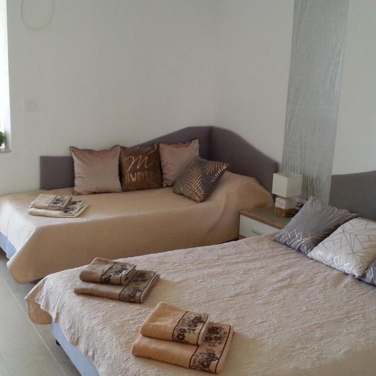 Apartmani Amfora - Igalo - Studio Apartment - 1