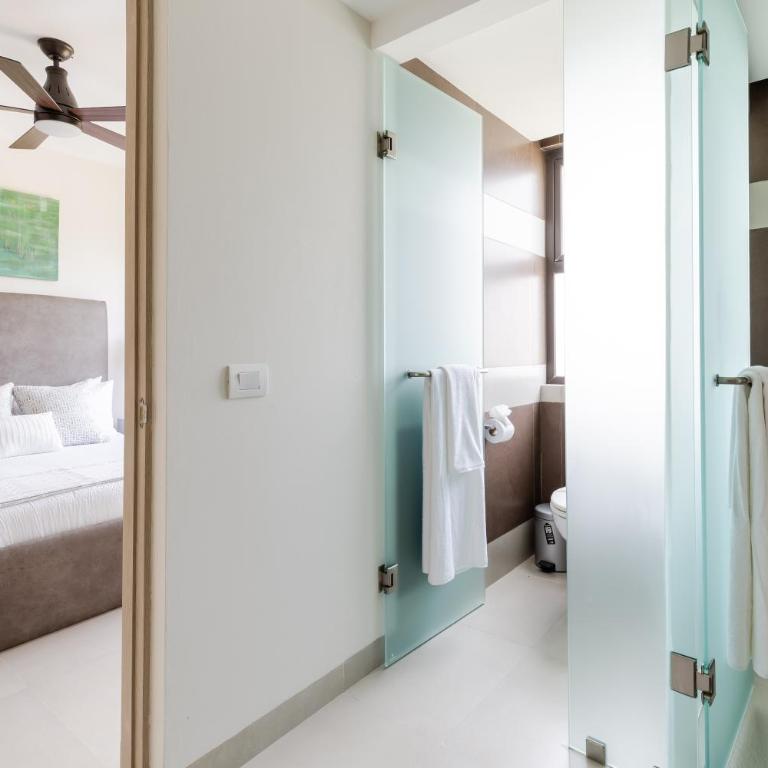 Condo Maxim E 305 Condo - Two-Bedroom Apartment - 39