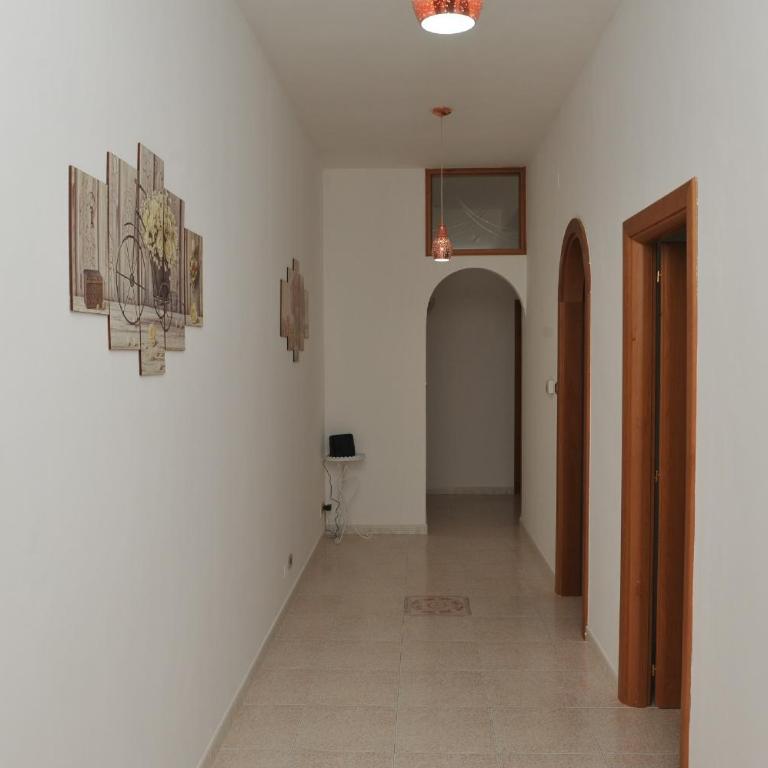 Casa Sarahouse - One-Bedroom Apartment - 32