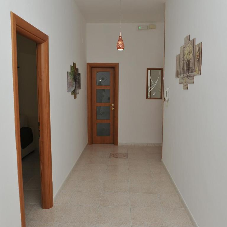 Casa Sarahouse - One-Bedroom Apartment - 35