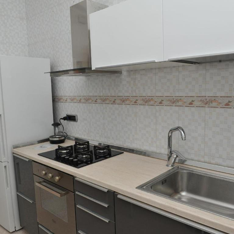 Casa Sarahouse - One-Bedroom Apartment - 13