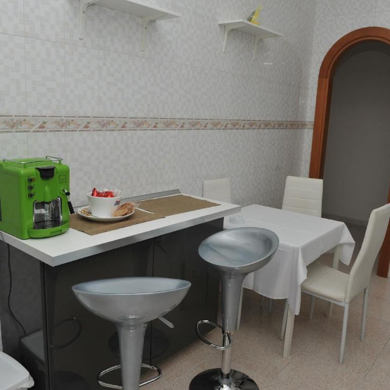 Casa Sarahouse - One-Bedroom Apartment - 12