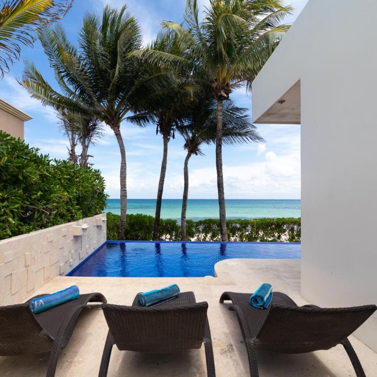 Casa Martini- Oceanfront private pool house for 6 - Three-Bedroom House - 9
