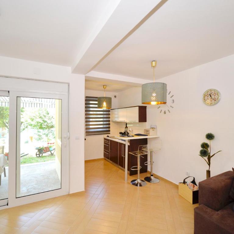 Apartments Kriva Ulica - One-Bedroom Apartment with Terrace - 26
