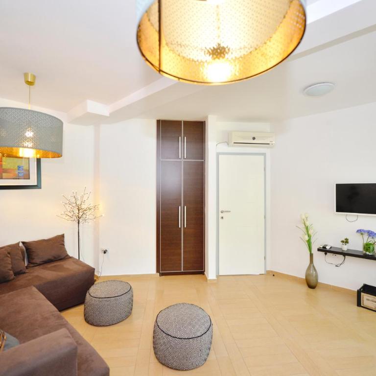 Apartments Kriva Ulica - One-Bedroom Apartment with Sofa Bed and Terrace - 30