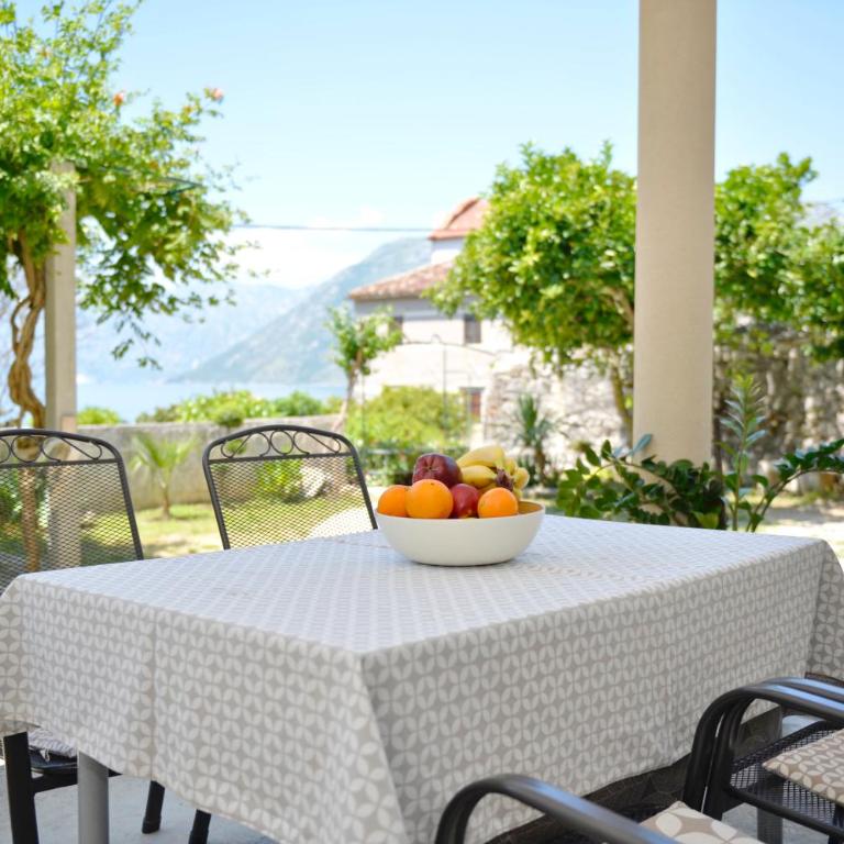 Apartments Kriva Ulica - One-Bedroom Apartment with Sofa Bed and Terrace - 14
