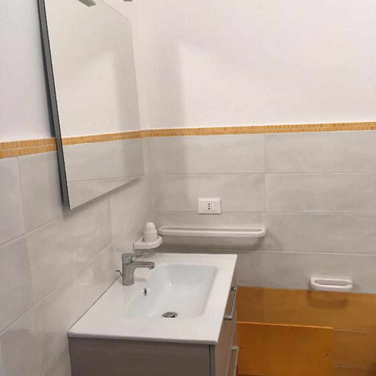 Camere a Sud - Lampedusa - Camera Tripla con Bagno Privato - 5