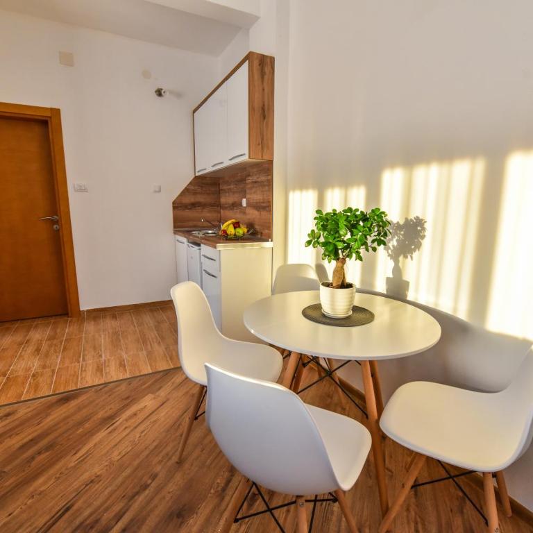 Dragovoja Lux Apartments & Rooms - One-Bedroom Apartment - 2