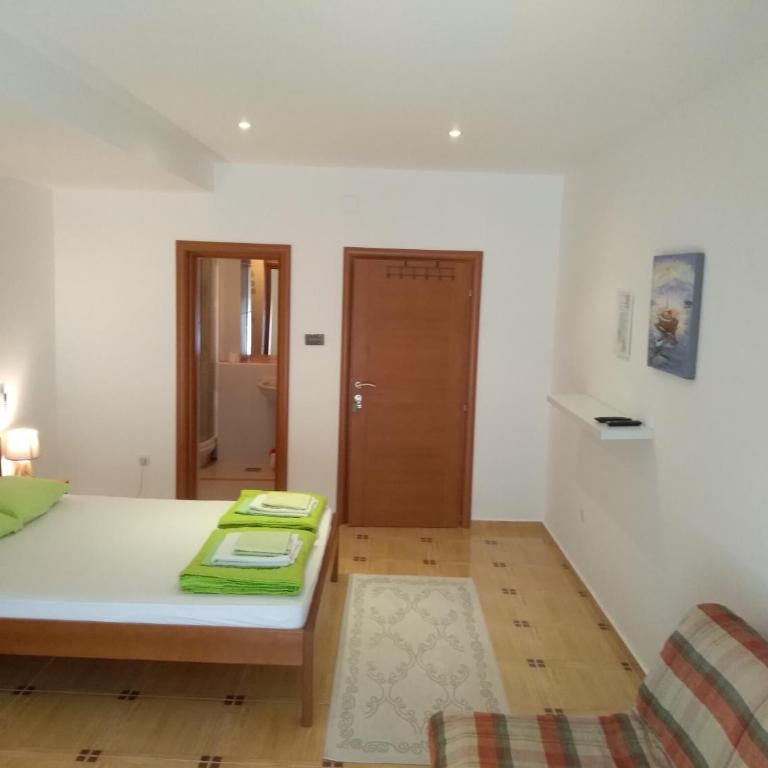 Apartments Villa Čučuk - Studio sa Terasom - 3