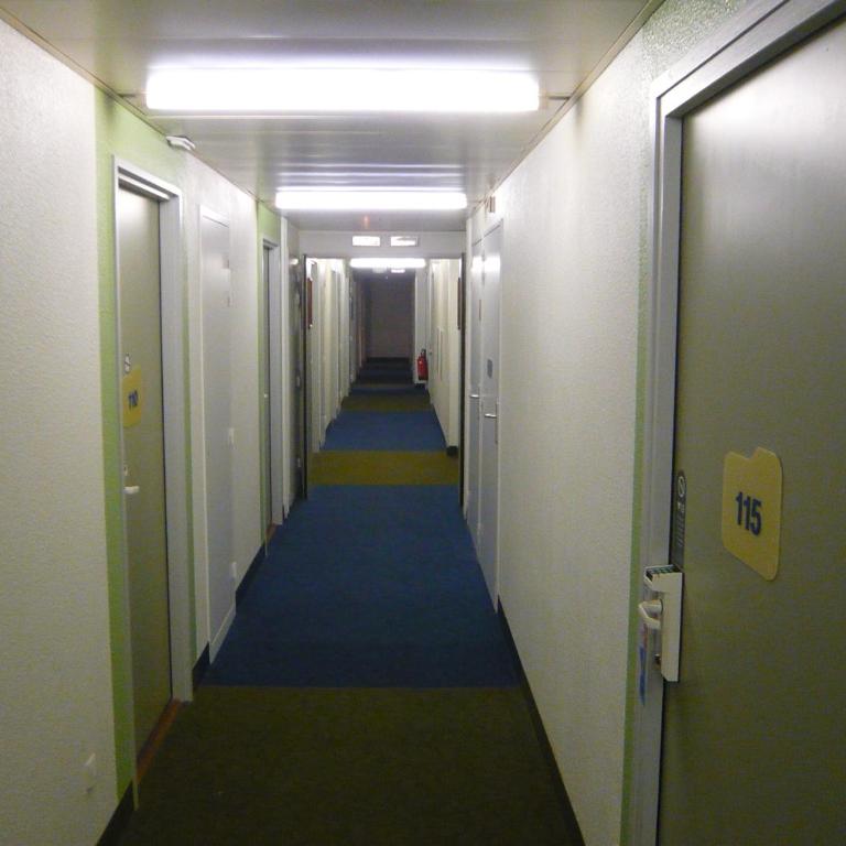 ibis Budget Caen Centre Gare - Chambre Lits Jumeaux - 8